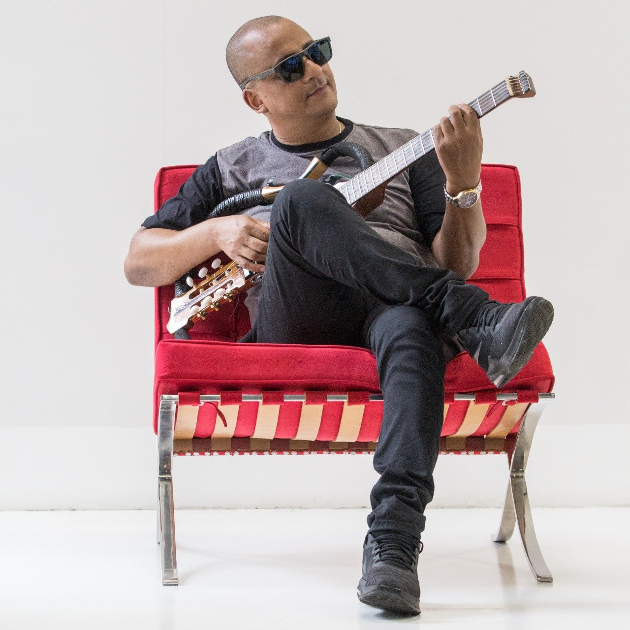 Serginho Marques celebra 40 Anos de carreira com show especial no Palácio das Artes Serginho Marques celebra 40 Anos de carreira com show especial no Palácio das Artes