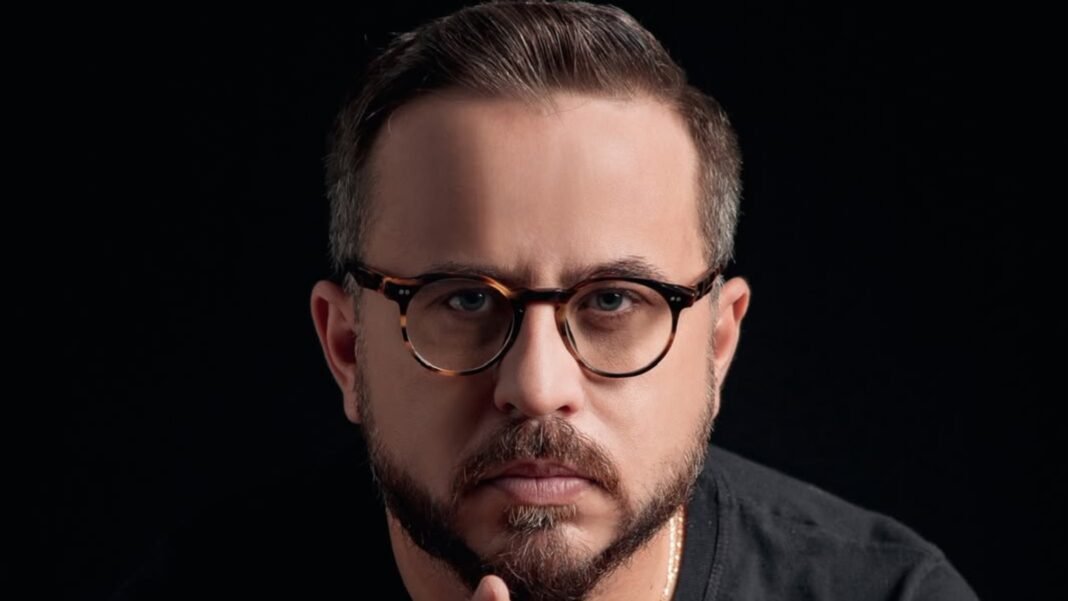 Manoel Filho destaca criatividade disruptiva como diferencial da comunicação política nas eleições de 2026 Manoel Filho destaca criatividade disruptiva como diferencial da comunicação política nas eleições de 2026